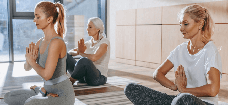 асаны йога медитация